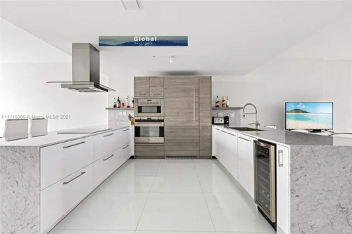 Fabuloso Penthouse De 3 Plantas Sunny Isles Beach, Miami Fl Usa