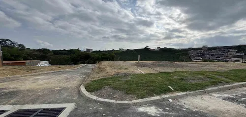 Lote Medianero En Via Altagracia/pereira (279060668).