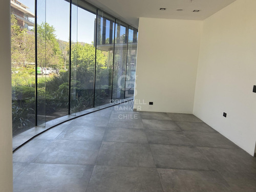 Atractiva Vista Oficina/showroom Francisco De Aguirre