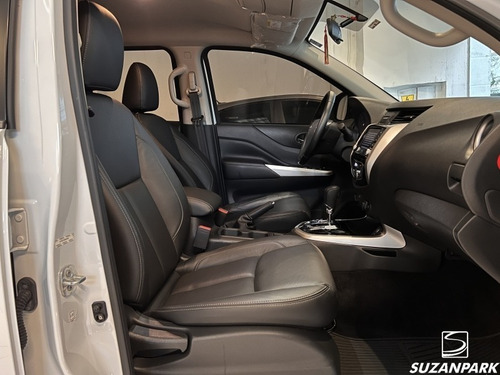 Imagem 11 de 15 de Nissan Frontier Cd Xe 2.3 Bi Turbo 4x4 2021