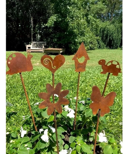 Imagen 2 de 10 de Mini Tutores Pinches Jardín Hierro Oxido X4 Unid + Premium