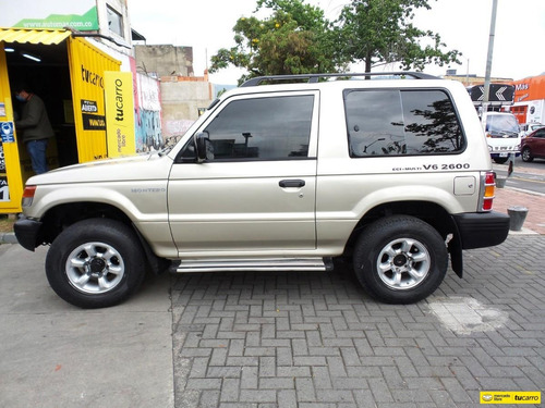 Mitsubishi Montero Hardtop