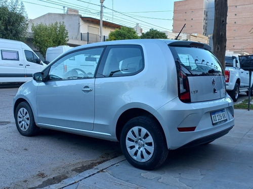 Imagen 2 de 4 de Volkswagen Up! 2018 1.0 Move Up! 75cv 3p