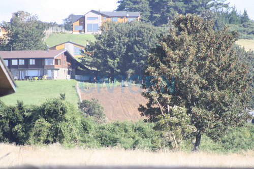 Ptovaras, Condominio El Pangue (90812)