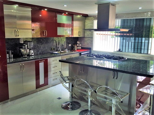 Casa En Venta En Cumbres De Curumo