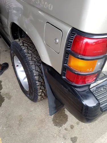 Mitsubishi Montero 3.0 V6 tres puertas
