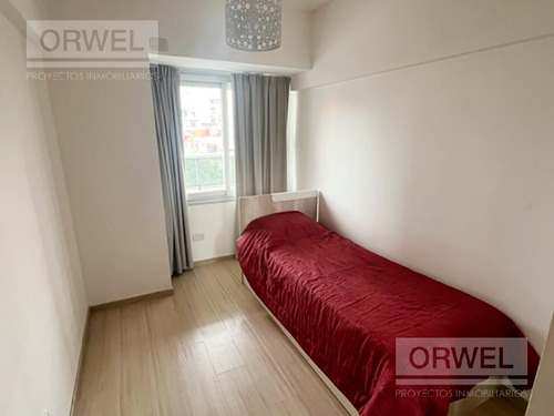 Imagen 10 de 18 de 3 Ambientes Super Amplios - Luminoso - Balcon Aterrazado - Parrilla Propia