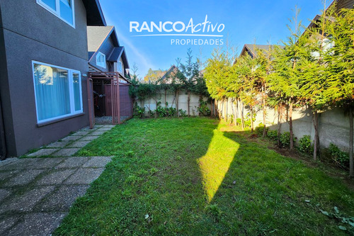 Arriendo De Hermosa Casa En Torobayo 4d 4b En Valdivia