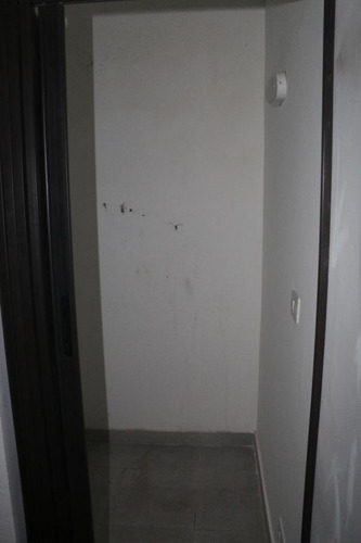 Imagen 4 de 13 de Virasoro 1100 - Alquiler Local Comercial 145 M2