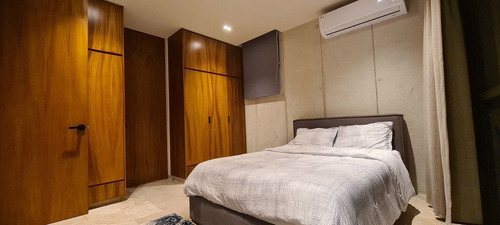 Departamento, En Privada, En Zona Norte A 2 Cuadras De La Isla. Venta