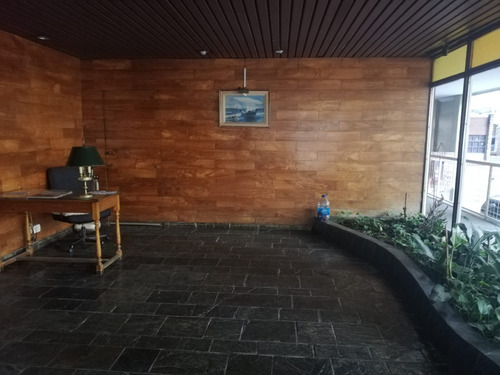 4 Ambientes (2 Baños) Torre Todo Luz. Vista Abierta En Villa Crespo Zona Movistar Arena. Dueña Directa. Apto Crédito.