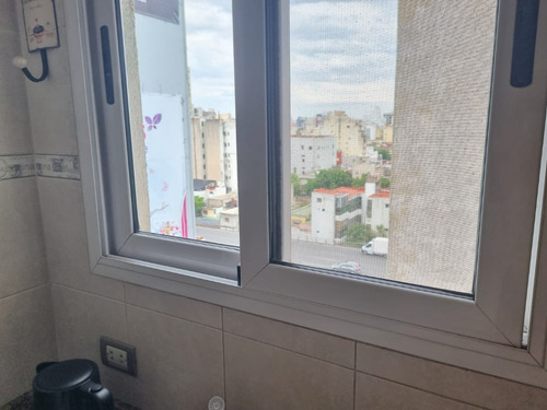 Venta Departamento 4 Ambientes Av. San Juan 1388 Con Patio, Parrilla Y Baulera. Reciclado!!
