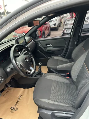 Renault Oroch 2023