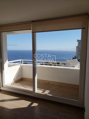 Excelente Ubicación Y Gran Vista En Costa De Montemar.