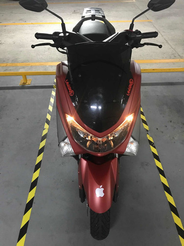 Imagem 1 de 8 de Yamaha Nmax