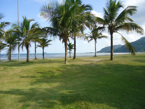 Terreno A Venda Na Praia De Peruíbe