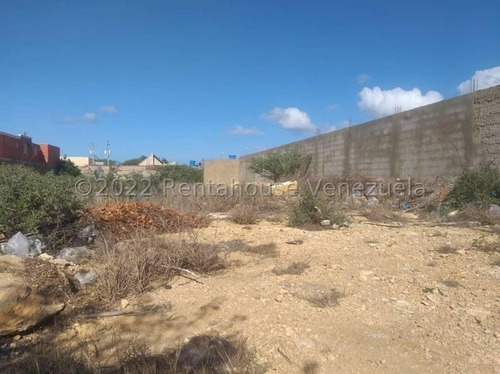 Imagen 4 de 5 de Parcela De Terreno En Venta De Gran Amplitud Ubicada En La Puerta Maraven, Punto Fijo
