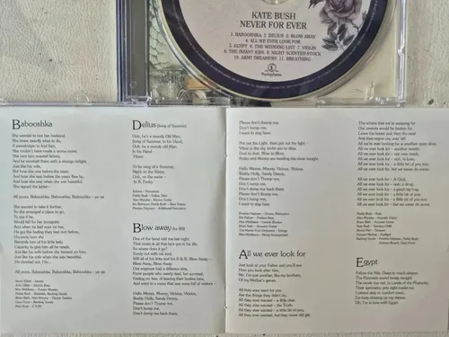 Cd Kate Bush - Never For Ever (1980) 3o Álbum Babooshka | MercadoLivre Cd Kate Bush - Never For Ever (1980) 3o Álbum Babooshka | MercadoLivre