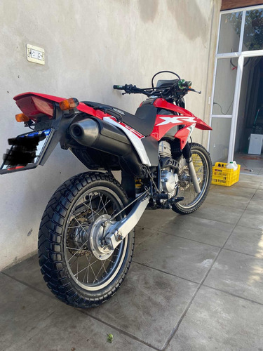 Imagen 2 de 16 de Honda Tornado