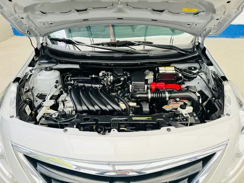Nissan Versa 1.6 Advance Mt