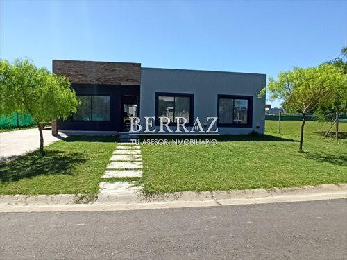 Casa Venta 4 Ambientes En San Ramiro Pilar Del Este Lote De 526 M2