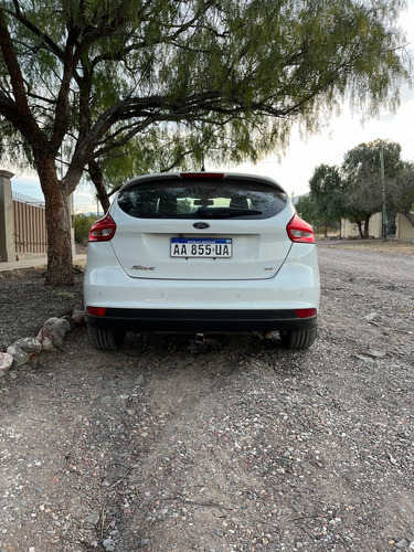 Ford Focus III 2.0 Se Plus Mt