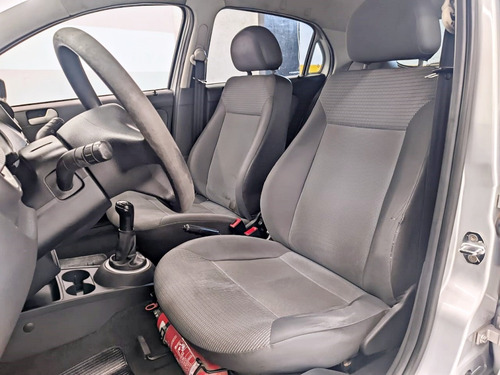 Volkswagen Gol 1.0 MI 8V FLEX 4P MANUAL G.IV