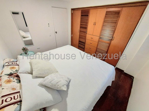 Jg Cod Flex 25-8987 Se Alquila Bello Y Actualizado Apartamento En Altamira Privilegiada Ubicacion