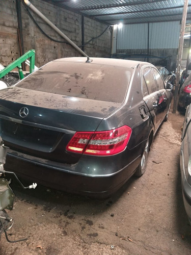 Imagem 1 de 3 de Mercedes E500