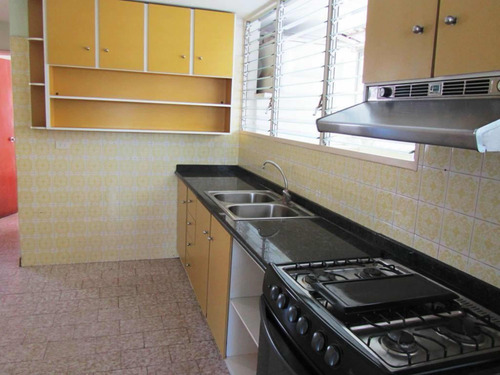 Se Vende Ph En Los Palos Grandes Lld 2520432