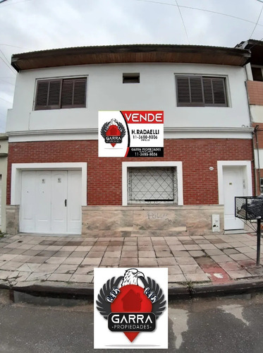 Imagen 1 de 16 de Venta Casa Lanus Centro 3 Ambientes 1 Cochera Sin Expensas Con Camaras De Seguridad
