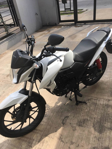 Imagen 14 de 15 de Honda Cb 125 Twitter Año 2019