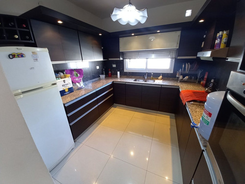 Se Vende Duplex 3 Dormitorios Pileta Poeta Lugones