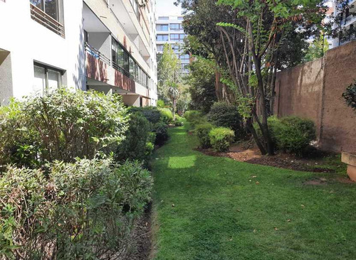 Las Condes (67727)