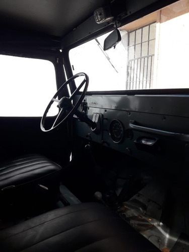 Imagen 8 de 13 de Jeep Ika