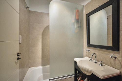 Duplex En Venta Cochera Y Jardín En Ituzaingó