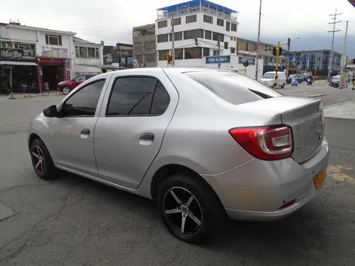 Renault Logan 1.6 Dynamique