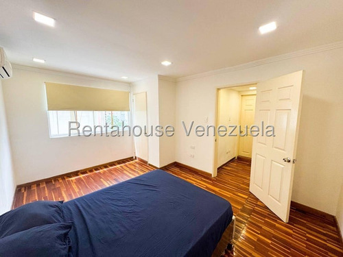 Apartamento En Venta En Altamira Chacao Caracas Angela Tochon Remodelado