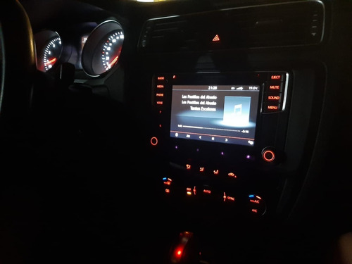 Volkswagen Vento 2.5 Luxury 170cv Tiptronic