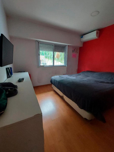 Casa En Venta - 2 Dormitorios 1 Baño - 100mts2 - Berazategui