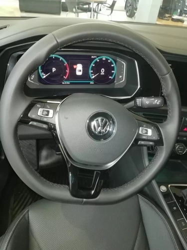 Volkswagen Vento 1.4 Highline 150cv At L