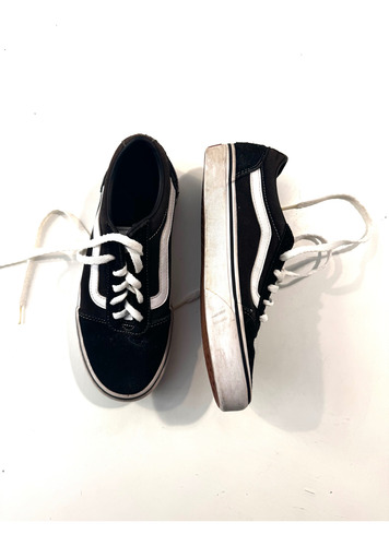 Vans Negras Clásicas Usadas (Usado)