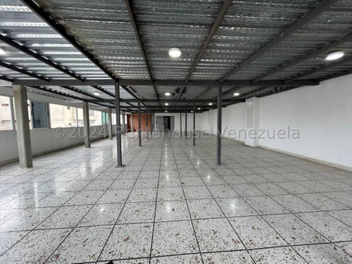 Milagros Inmuebles Edificio Venta Barquisimeto Lara Zona Centro Economica Residencial Economico Comercial Código Inmobiliaria Rent-a-house 24-21318