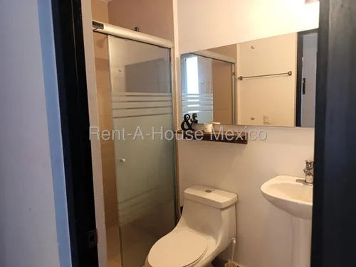 Casa Amueblada Con Cuarto De Tv, 2 Recámaras, Estudio. Renta - Zákia