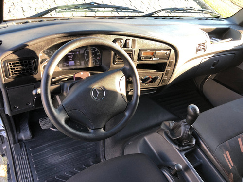 Mb Accelo 1016 Ano 2022/22 - Mercedes Benz - Baú 6,20 Metros