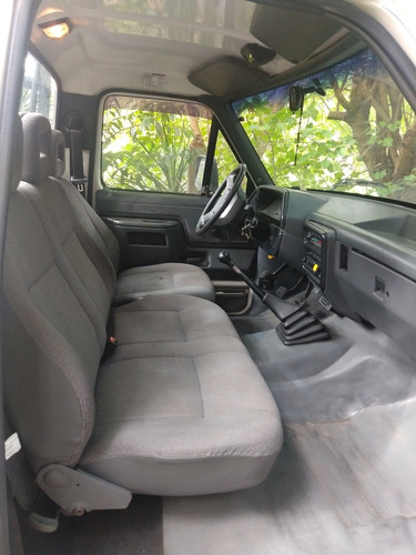 Ford F-100 2.5 I Xl Aa 1997