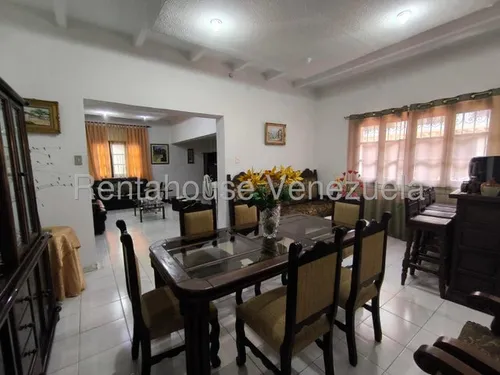 Casas En Venta Mls #25-13807