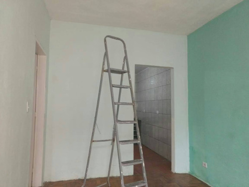 Vendo 4 Quartos,3 Banheiros,3 Cozinha,2 Salas,1 Garagem,