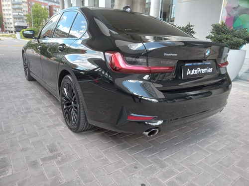 BMW Serie 3 3.0 330i Sedan Sport Line 252cv