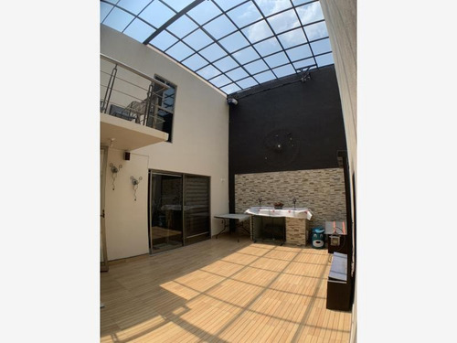 Imagen 8 de 12 de Casa Sola En Venta Residencia En Privada. Terreno 210 M. Área Social Techada. Estudio Y Jardín.